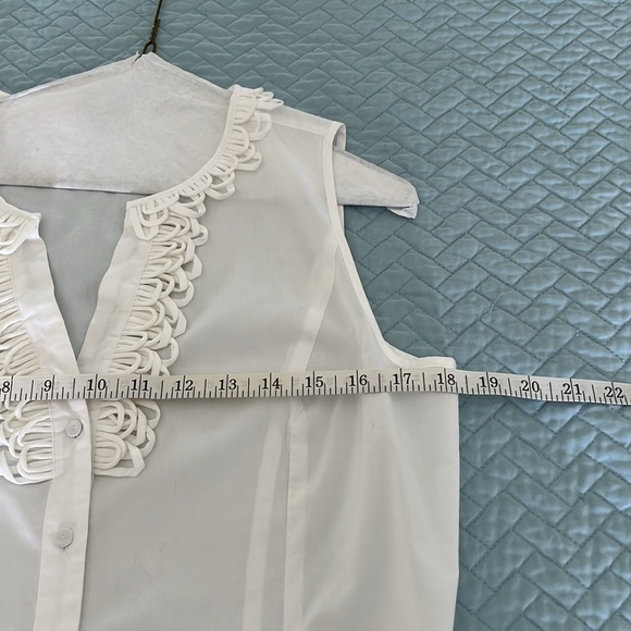 Talbots Super Cute Sleeveless Tank with Details - Picture 9 of 11